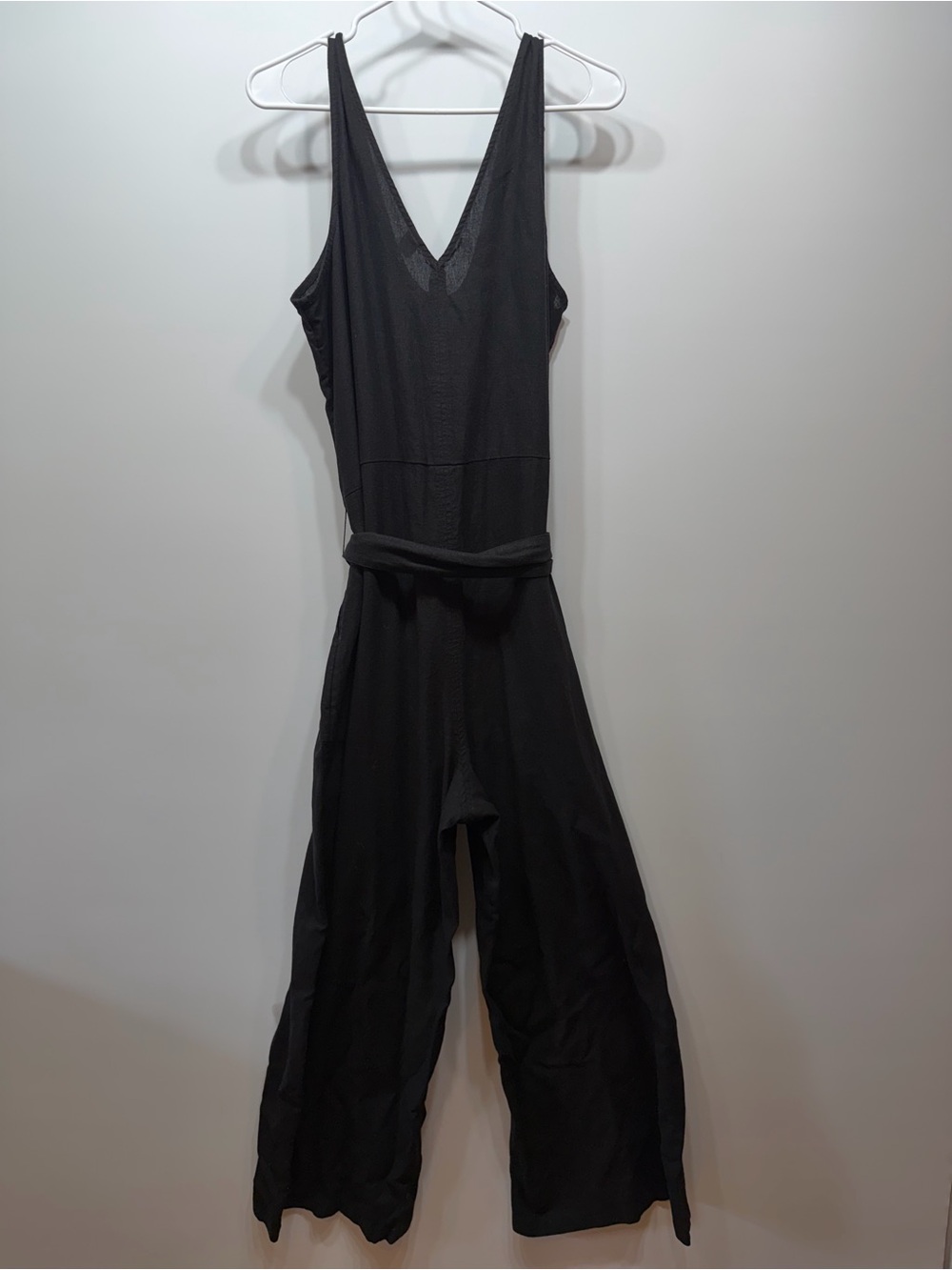 Old Navy Black Button-Front Wide-Leg Jumpsuit - Picture 4 of 14